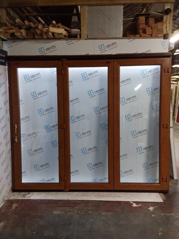 Used Oak Upvc Bi-folding Doors 2790mm x 2420mm BI-FOLD1