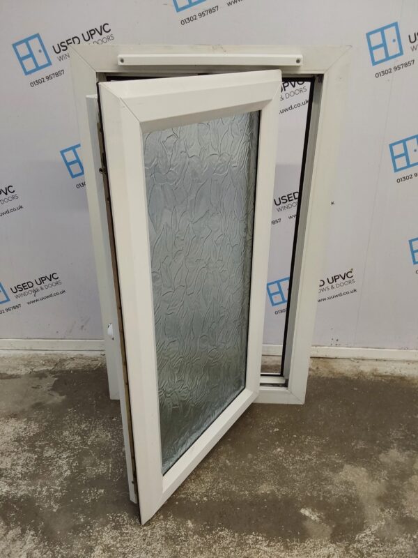 Used White Upvc Window 620mm x 1010mm W0484 - Image 3