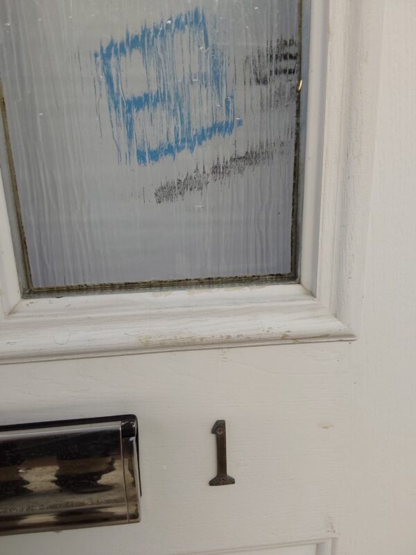 Used White Composite Front Door 920mm x 2060mm 0619 - Image 7