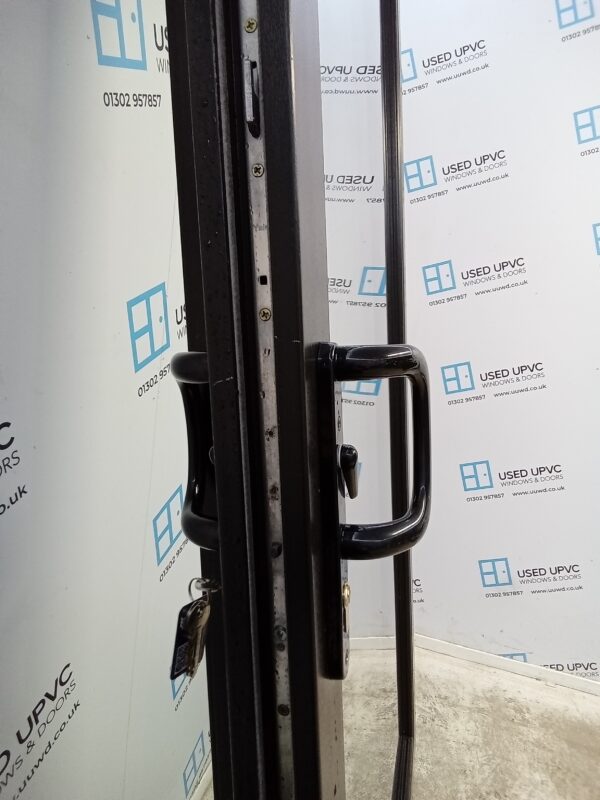 Used Black Upvc Sliding Patio Doors 2000mm x 2015mm EA8 - Image 6