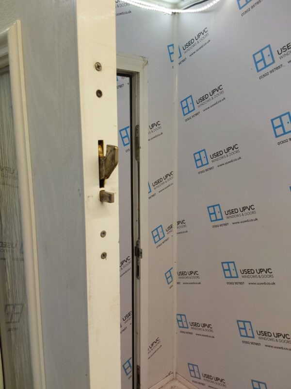 Used White Composite Front Door 940mm x 2030mm (reduce to 2015mm) 0736 - Image 5