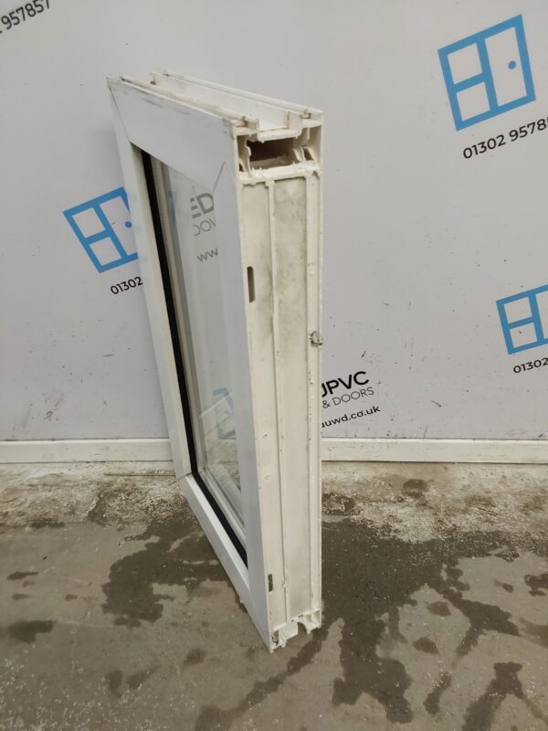 Used White Upvc Window 590mm x 335mm W0378 - Image 3