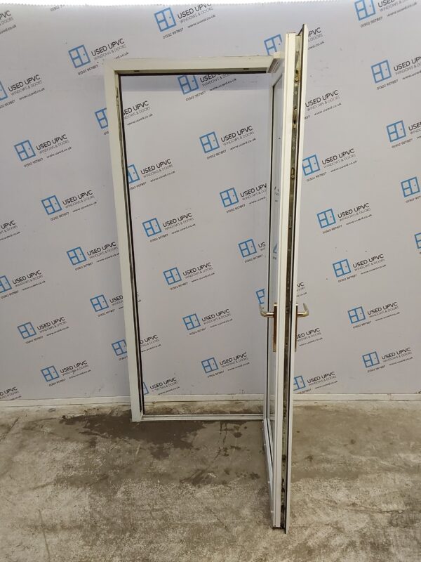 Used White Upvc Full Glass Back Door 915mm x 2060mm (reduce to 900mm) 0801 - Image 3