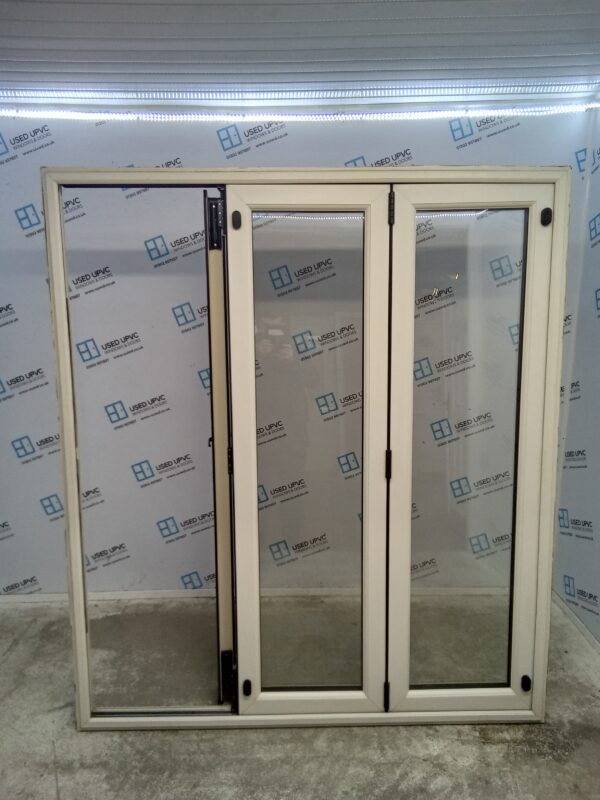 Used Cream Upvc Bi-folding Doors 1760mm x 2010mm EA2 - Image 2
