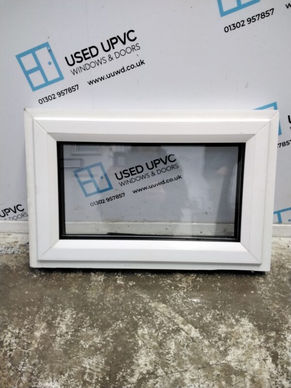 Used White Upvc Window 635mm x 415mm W0493