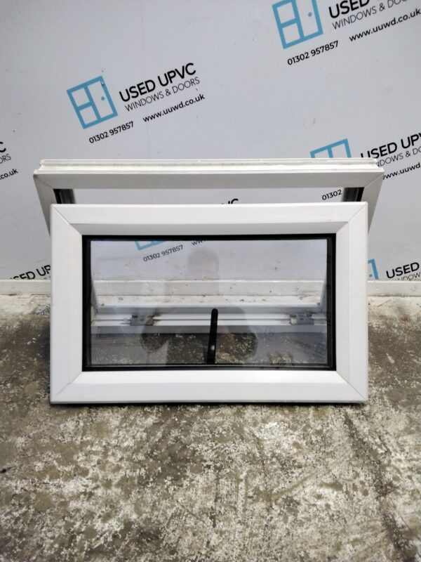 Used White Upvc Window 635mm x 415mm W0493 - Image 3