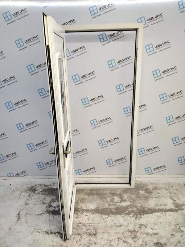 Used White Upvc Front Door 930mm x 2075mm (Reduce To 910mm) 0735 - Image 3