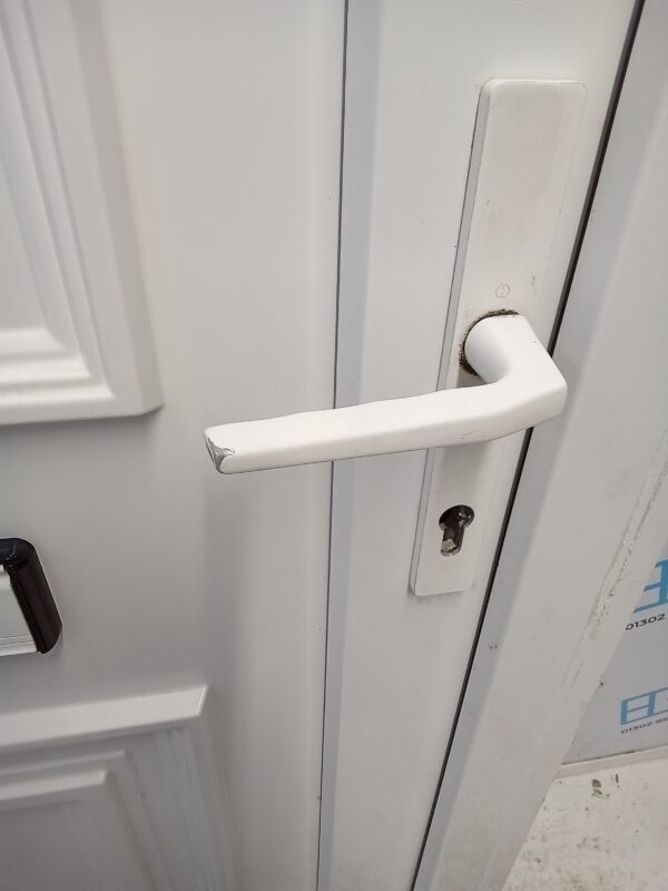 Used White Upvc Front Door 910mm x 1995mm 0521 - Image 9