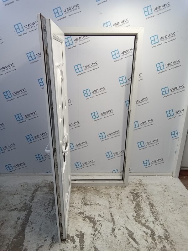 Used White Upvc Front Door 910mm x 2000mm (Reduce To 890mm) 0548 - Image 3