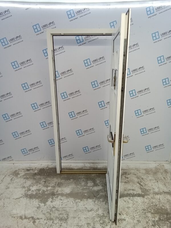 Used White Upvc Front Door 865mm x 2040mm 0146 - Image 3