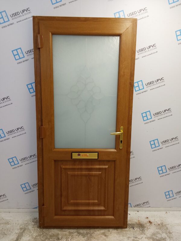 Used Oak Upvc Front Door 915mm x 2055mm (Reduce To 895mm) 0179 - Image 2