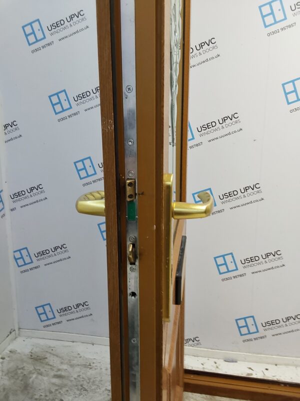Used Oak Upvc Front Door 915mm x 2055mm (Reduce To 895mm) 0179 - Image 4