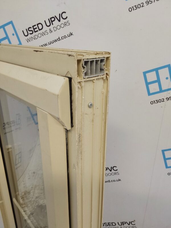 Used Cream Upvc Window 1170mm x 525mm W0464 - Image 5