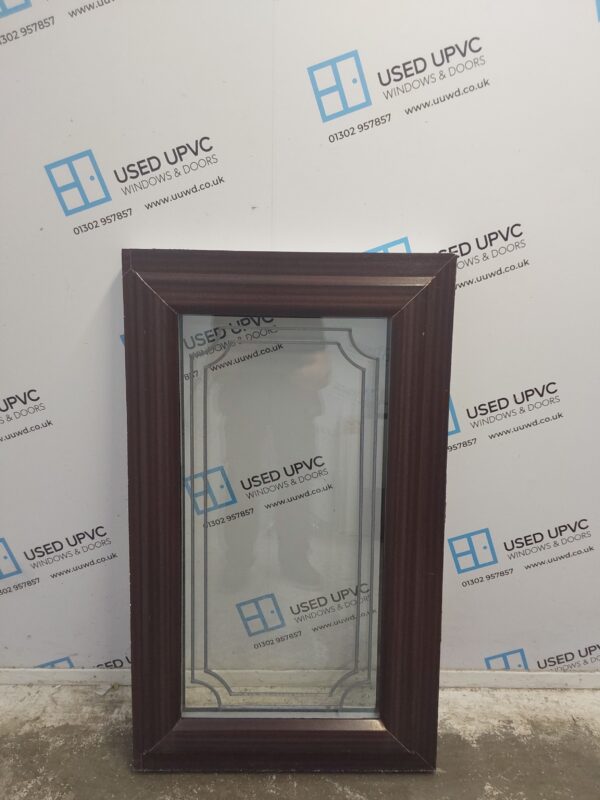 Used Woodgrain Upvc Window 600mm x 1020mm W0329