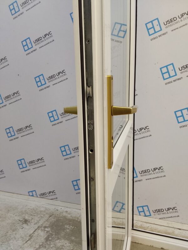 Used White Upvc Back Door (Outwards Opening) 955mm x 2060mm 0553 - Image 4