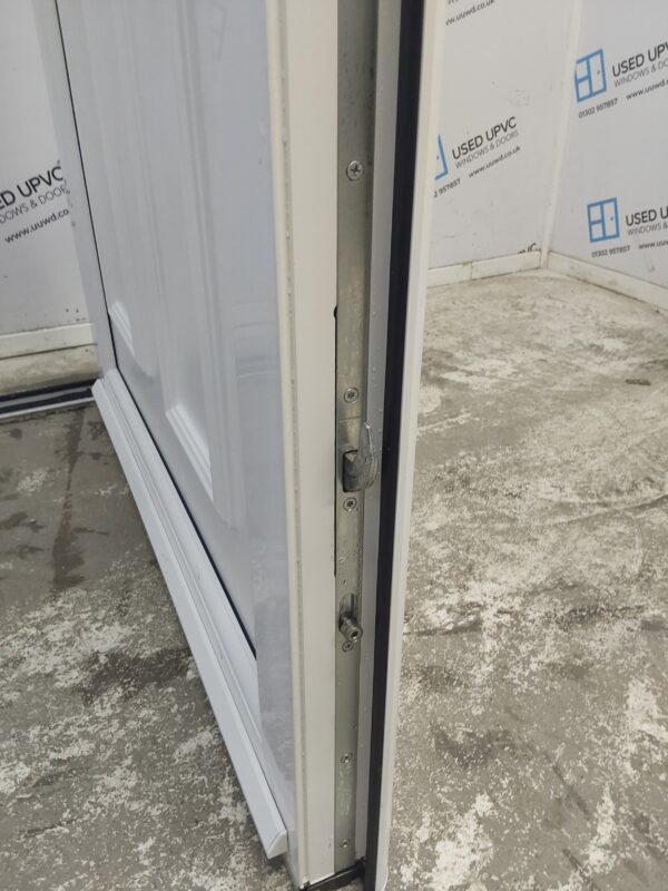 Used White Upvc Front Door 990mm x 2060mm C6051 - Image 6