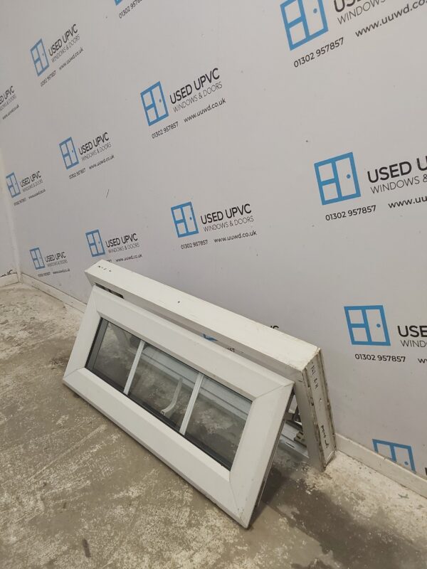 Used White Upvc Window 800mm x 355mm W0431 - Image 3