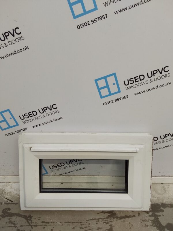 Used White Upvc Window 610mm x 360mm W0503