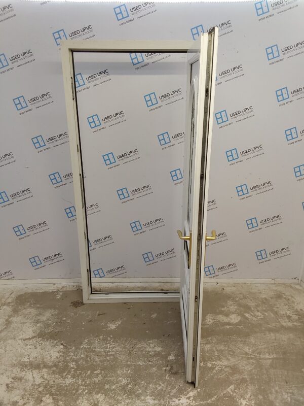 Used White Upvc Front Door 920mm x 2030mm 0252 - Image 3