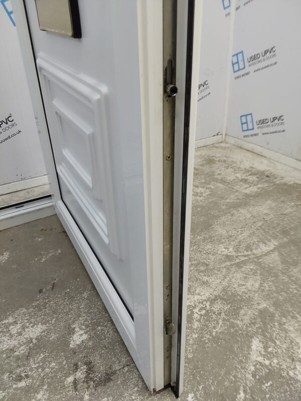 Used White Upvc Front Door 920mm x 2030mm 0252 - Image 6