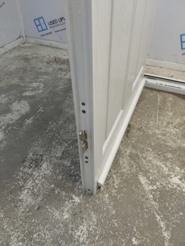 Used White Composite Front Door 820mm x 2000mm 0458 - Image 6