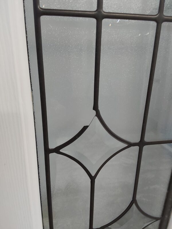 Used White Composite Front Door 880mm x 2050mm 0065 - Image 4