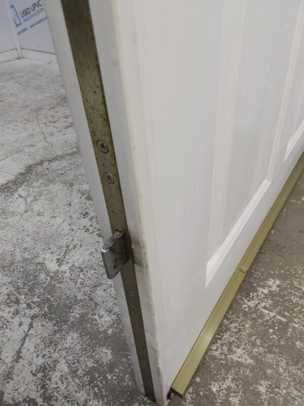 Used White Composite Front Door 880mm x 2050mm 0065 - Image 7