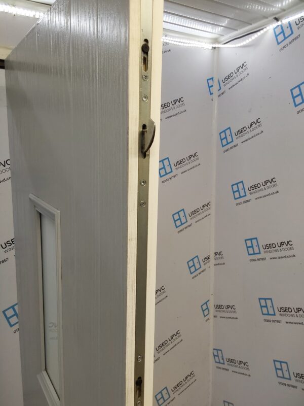 Used Light Grey Composite Front Door 900mm x 2110mm 0252 - Image 4