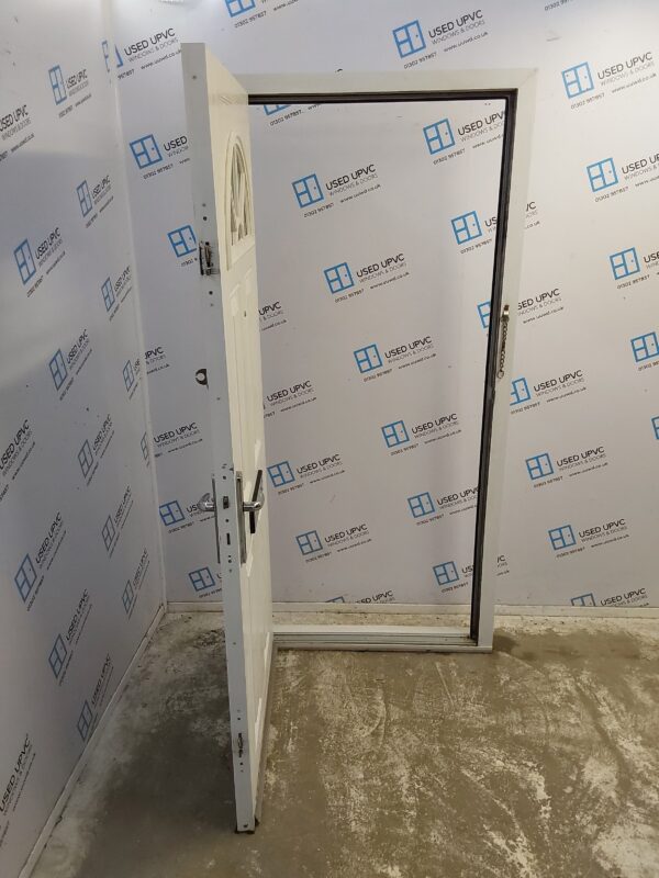 Used White Composite Front Door 950mm x 2045mm 0263 - Image 3
