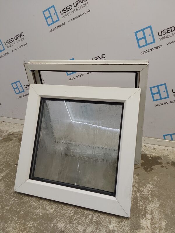 Used White Upvc Window 600mm x 585mm W0193 - Image 3