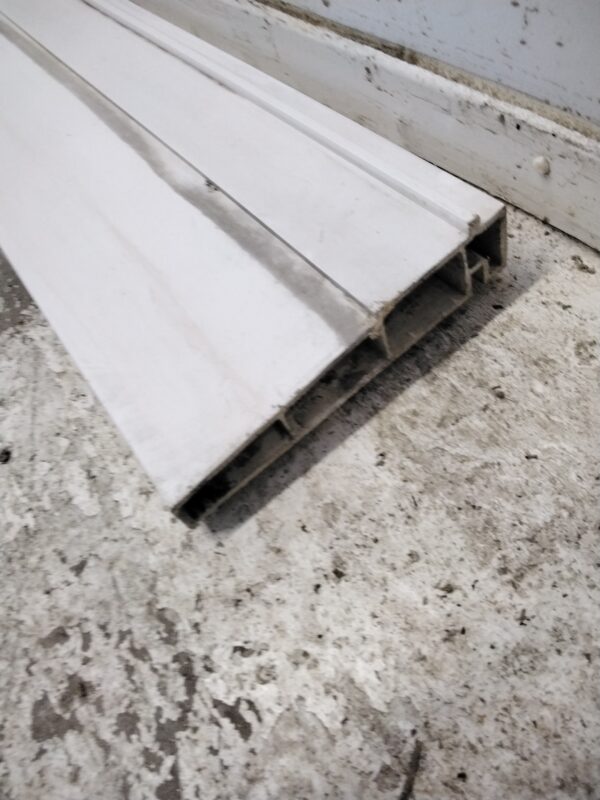 Used white upvc cill 1800mmx 140mm x30mm CILL079 - Image 2