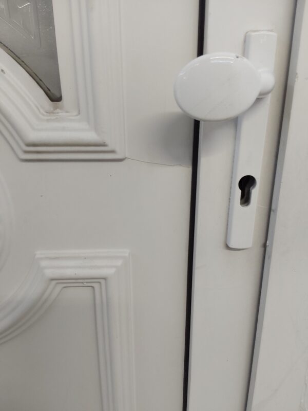 Used White Upvc Front Door 955mm x 2085mm (Reduce To 940mm) 0705 - Image 2