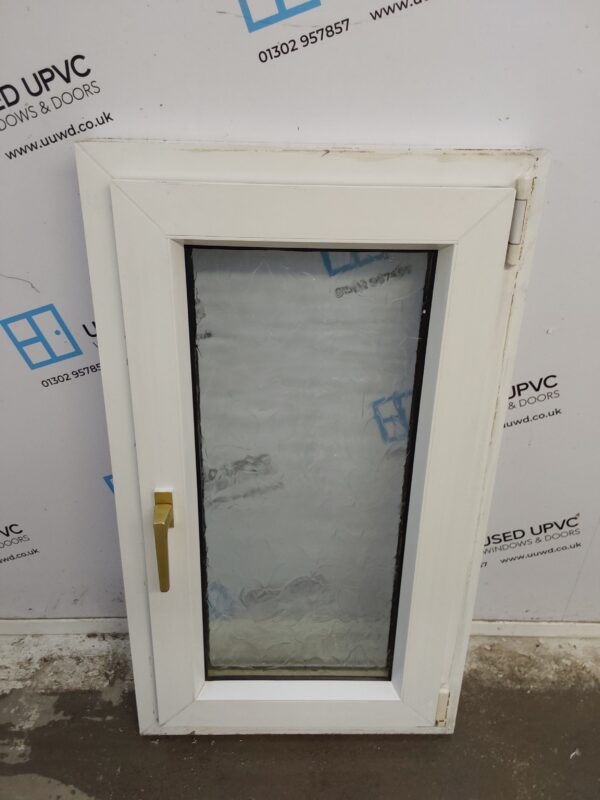 Used White Upvc Tilt And Turn Window 580mm x 1020mm W0219 - Image 2