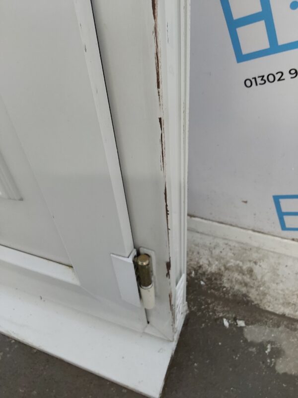 Used White Upvc Front Door 855mm x 2040mm (outwards opening) 0230 - Image 6