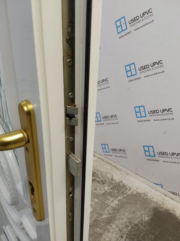 Used White Upvc Front Door 855mm x 2040mm (outwards opening) 0230 - Image 8
