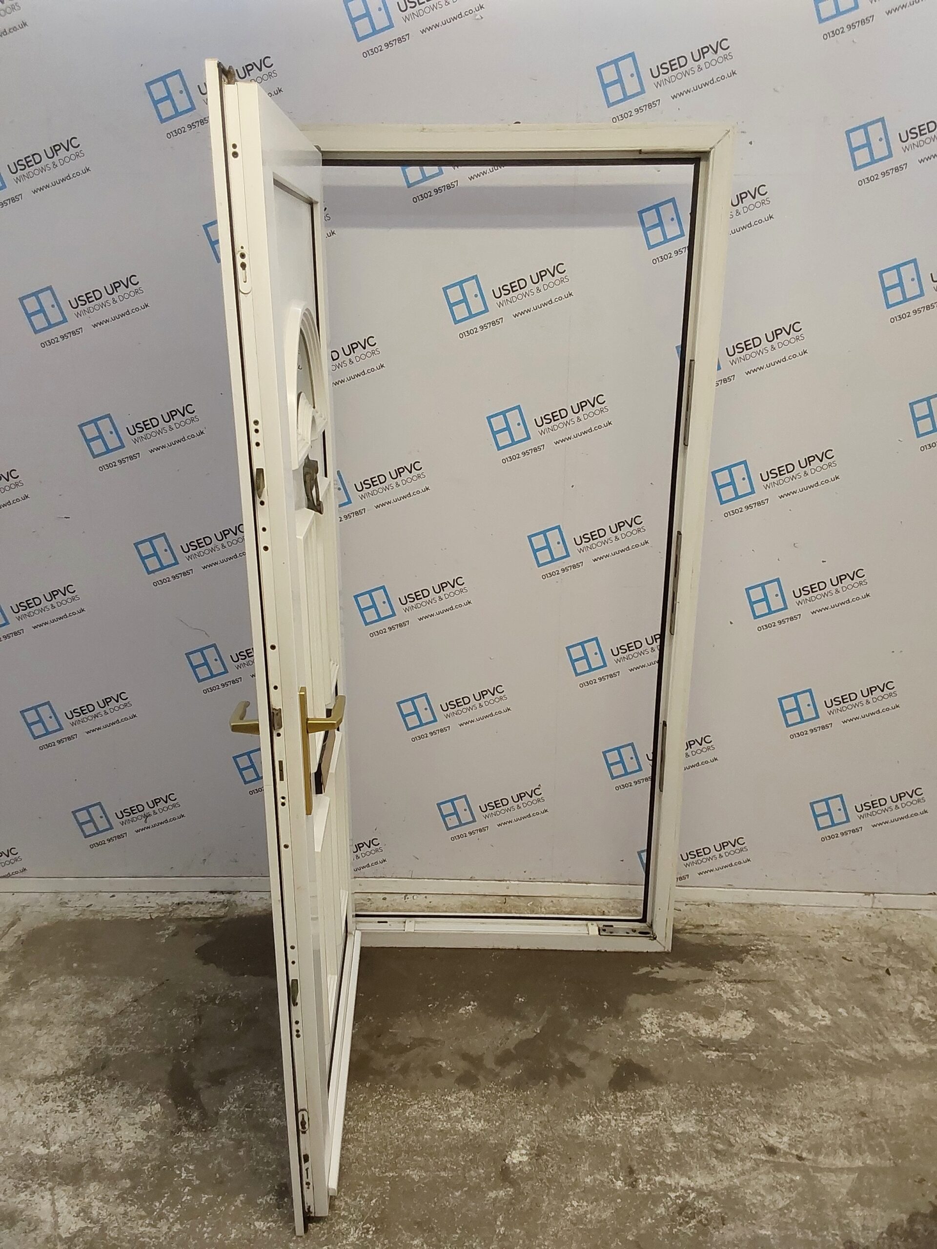 Used White Upvc Front Door 930mm x 2000mm 0369 | Used UPVC Windows & Doors