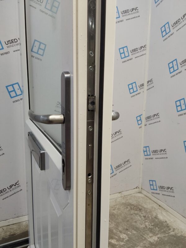Used White Upvc Front Door 1000mm x 2080mm 0525 - Image 5