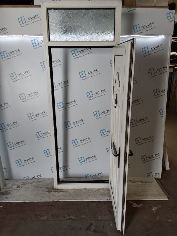 Used White Upvc Front Door And Toplight 925mm x 2535mm 0268 - Image 3