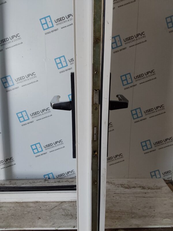 Used White Upvc Front Door And Toplight 925mm x 2535mm 0268 - Image 5
