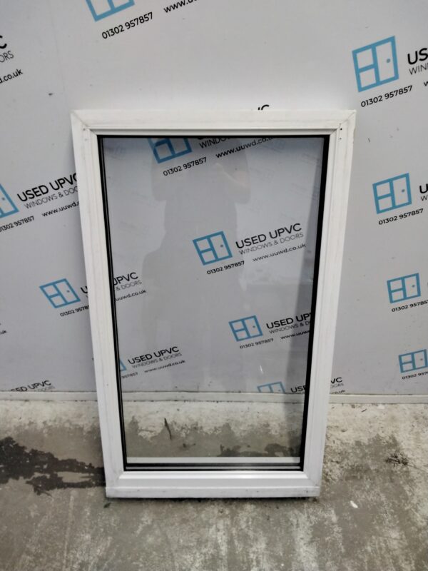 Used white upvc window 635mm x 1075mm USW033 - Image 2