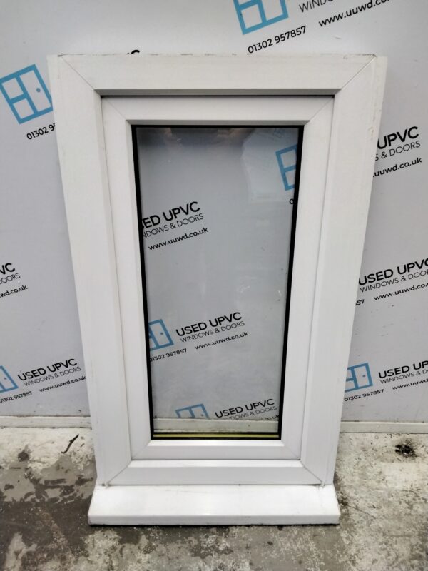Used white upvc tilt and turn window 630mm x 1070mm (Reduce to 590mm) USW038