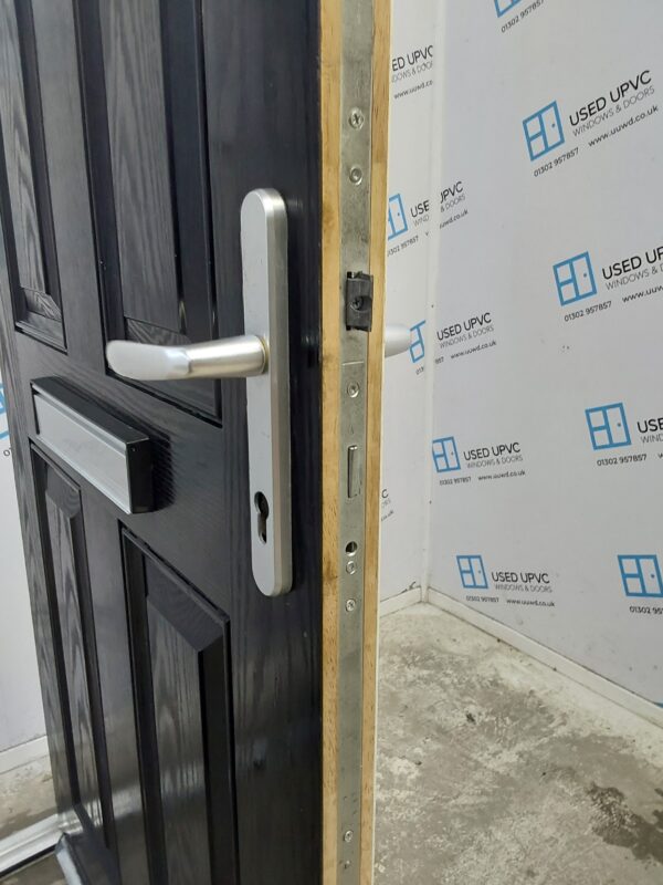Used Black Composite Front Door 900mm x 2020mm 0271 - Image 5