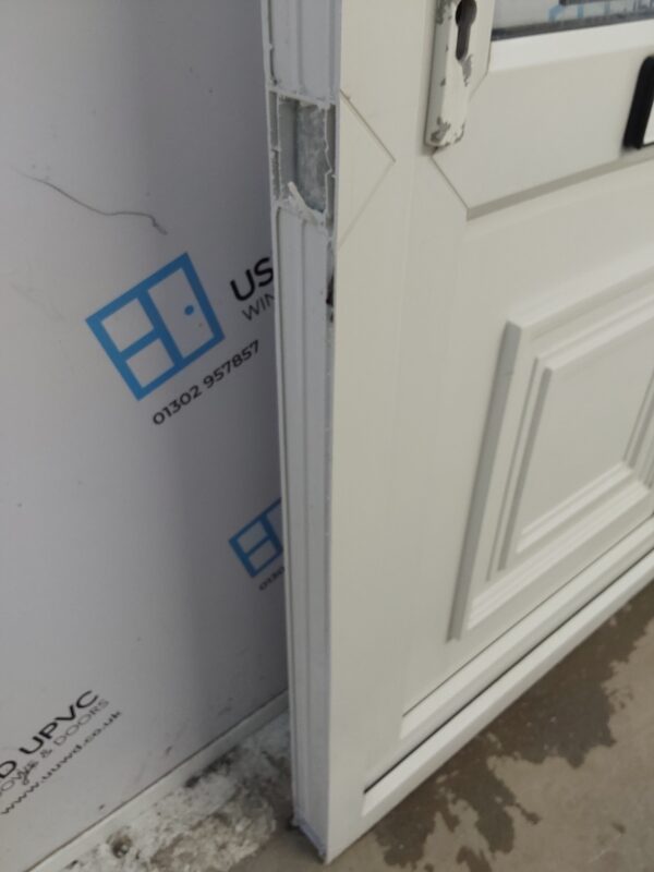 Used White Upvc Front Door 925mm x 1990mm (reduce to 905mm) C9D54 - Image 6