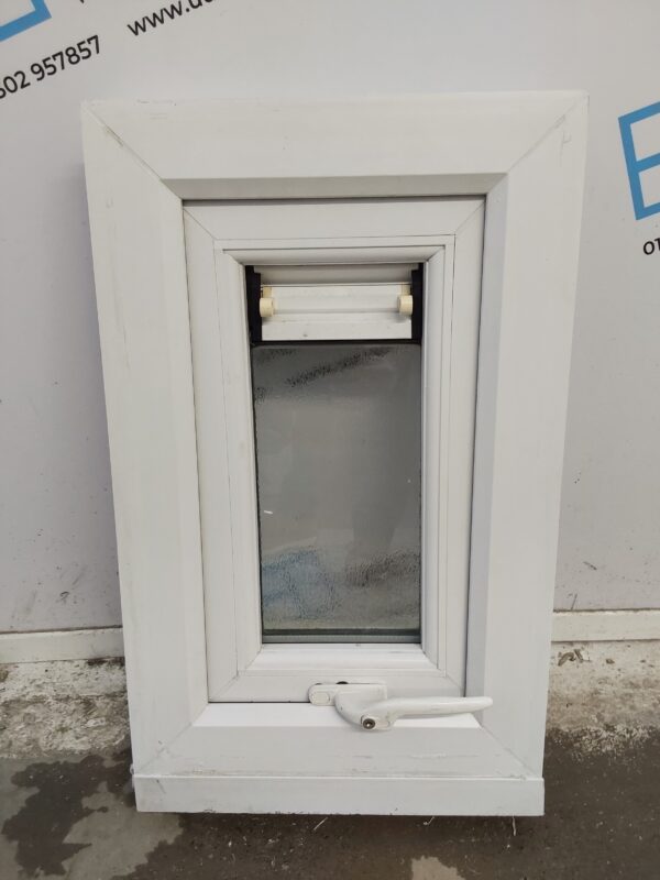 Used White Upvc Window 380mm x 625mm W0243 - Image 2