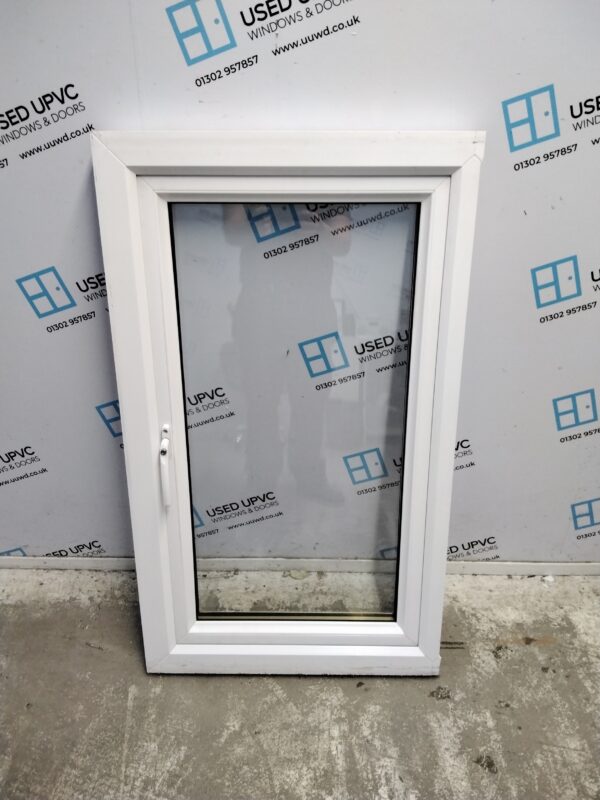 Used white upvc window 675mm x 1155mm W0294 - Image 2