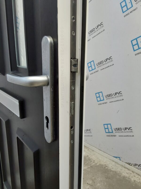 Used Black Upvc Front Door 900mm x 2105mm (Reduce To 885mm) 0563 - Image 5