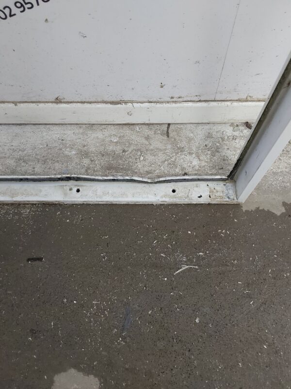 Used White Aluminium Caravan Door (Outwards Opening) 760mm x 1975mm C6076 - Image 5