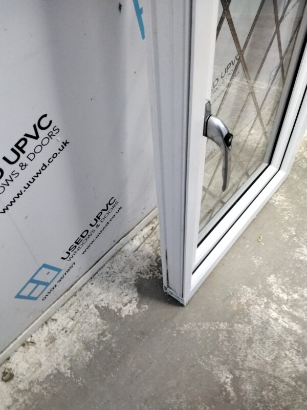 Used white upvc window 635mm x 1165mm USW020 - Image 5