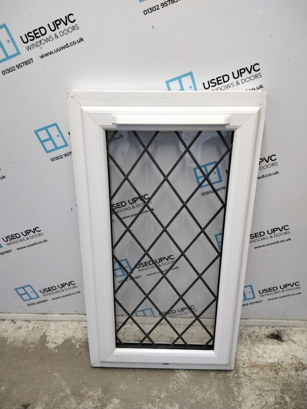 Used white upvc window 635mm x 1165mm USW020