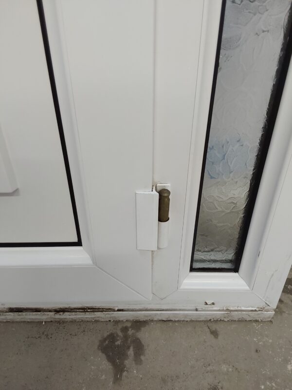 Used White Upvc Arched Front Door With Side Panels And Toplight 1300mm x 2260mm DS041 - Image 7